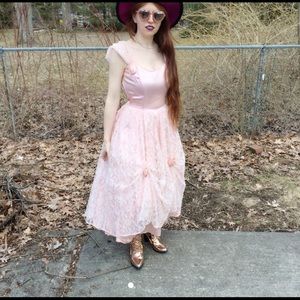 Vintage Gunnesax pink prom princess ball gown